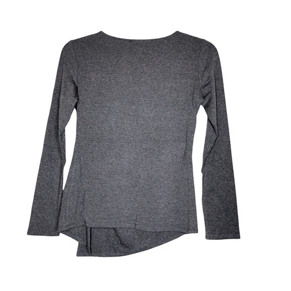 NEW - VINCE CAMUTO Gray Long Sleeve Round Neck Knit Asymmetrical Top- Size Small - Picture 2 of 4